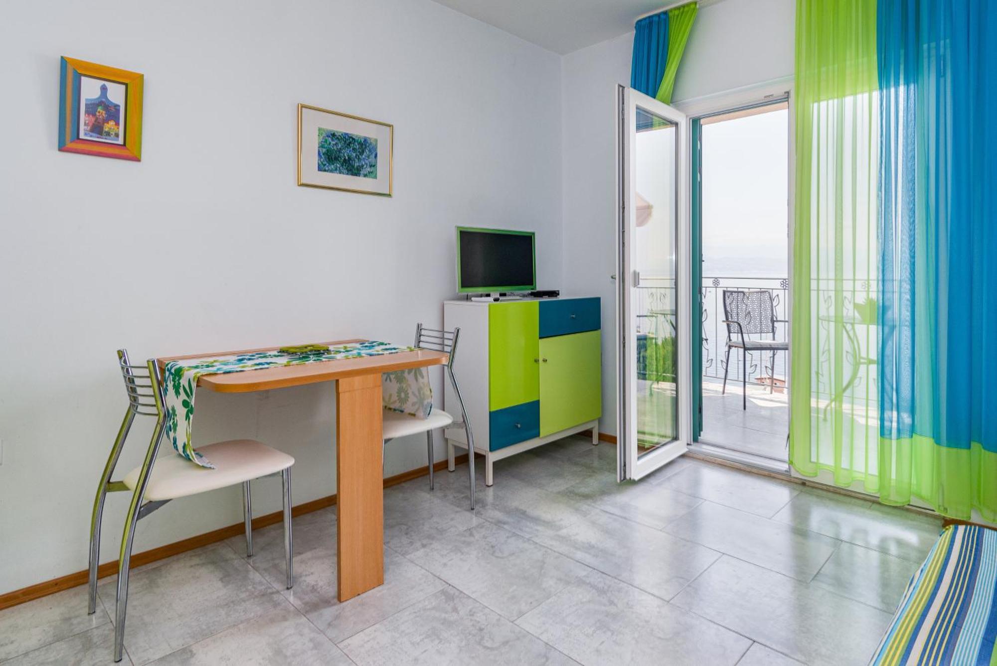 Apartments By The Sea Medveja, Opatija - 7720 Lovran Eksteriør billede